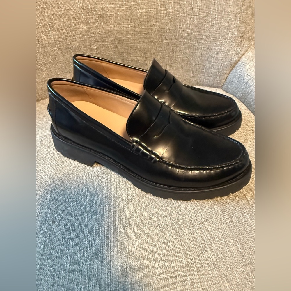 ✨ Cole Haan Black Leather Lug Sole Penny Loafers ✨ Size 7